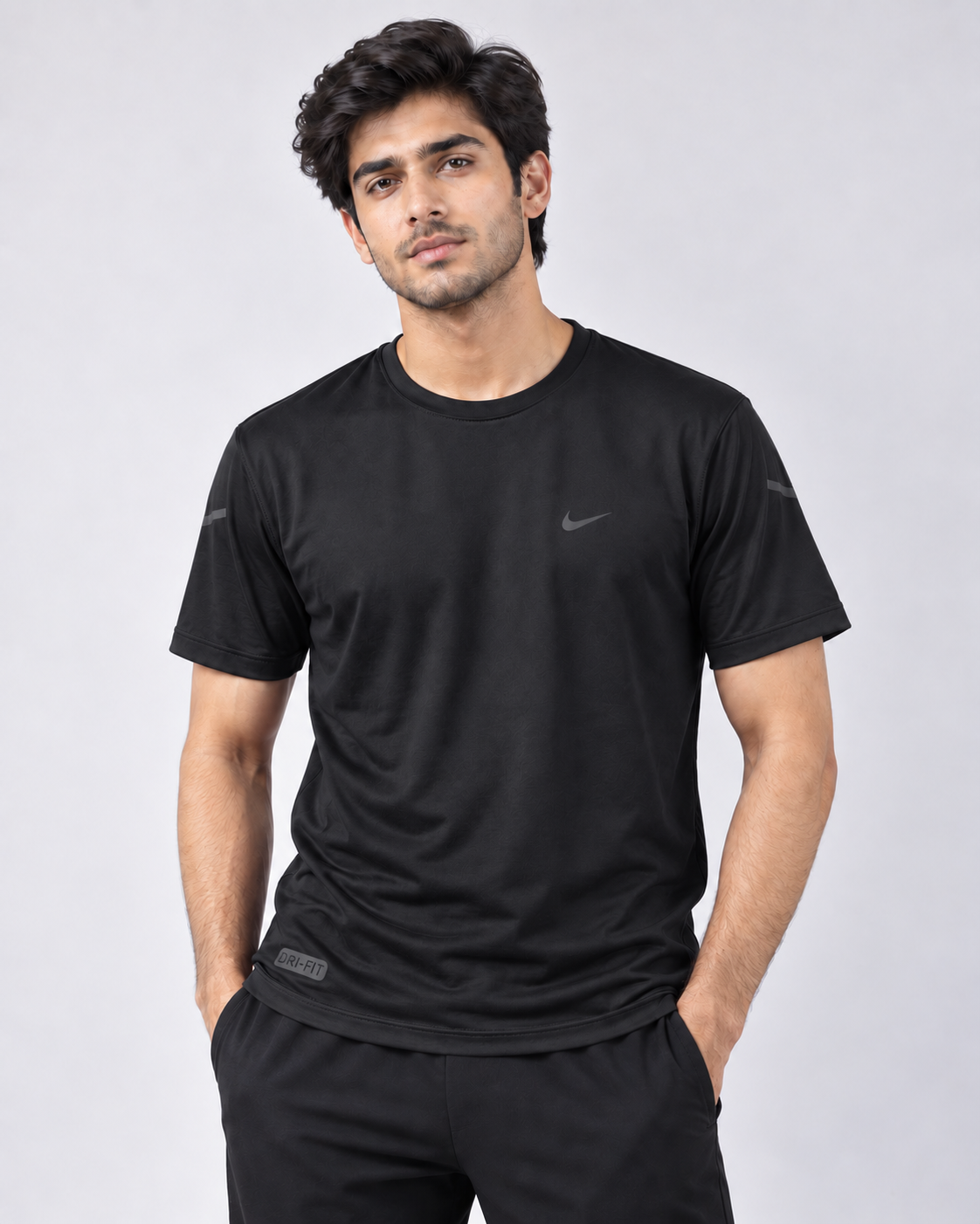 Nike Essential Swoosh Performance Tee - Black