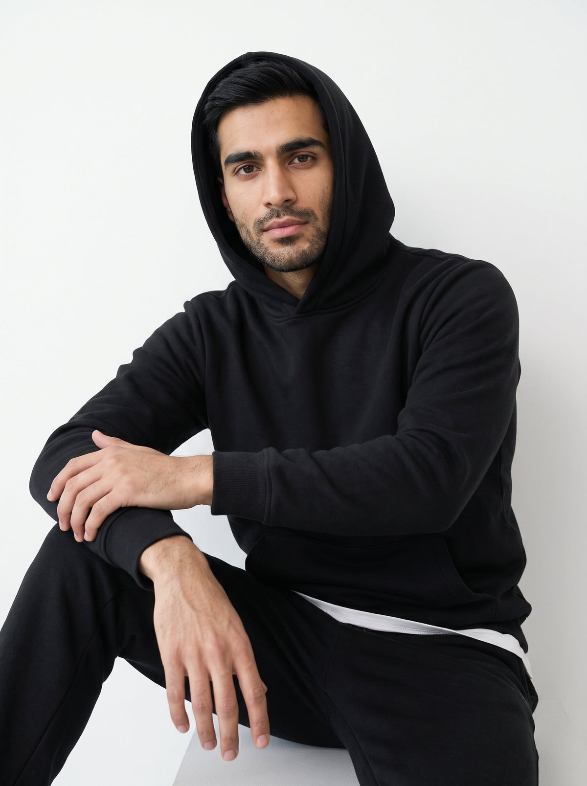 Black pullover hoodie tracksuit, photo 3 of 5